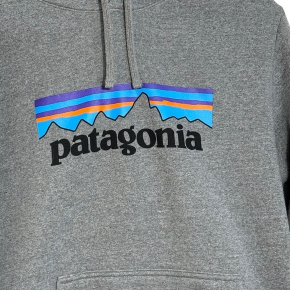 Patagonia P-6 Logo Uprisal sweatshirt hoodie size medium - Picture 5 of 5